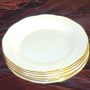 Vintage Staffordshire "Elizabethan" Fine Bone China Dessert Plate(1)